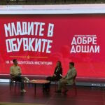 Наши ученици влязоха „в обувките“ на президентската институция